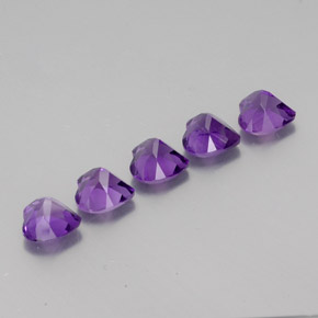 Achetez naturel ct Violet Améthyste gems, Forme de coeur, En provenance Brésil chez GemSelect. En stock, livraison internationale!
