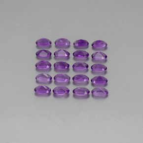 Achetez naturel 4.65ct Violet vif Améthyste gems, Coupe ovale, En provenance Brésil chez GemSelect. En stock, livraison internationale!