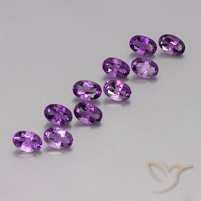 Shop natural 4.11ct Violet moyen-foncé Améthyste gems, ovale, from Brésil at GemSelect. In stock, global shipping!