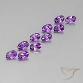 Shop natural 4.15ct Violet violacé Améthyste gems, ovale, from Brésil at GemSelect. In stock, global shipping!