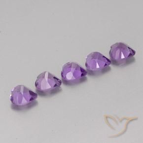 Shop natural 3.60ct Violet Rosâtre Améthyste gems, Cœur, from Brésil at GemSelect. In stock, global shipping!