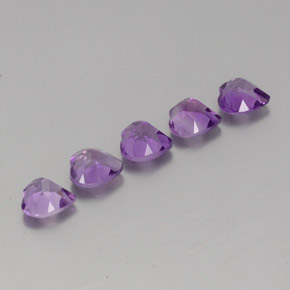 Achetez naturel ct Violet Améthyste gems, Forme de coeur, En provenance Brésil chez GemSelect. En stock, livraison internationale!