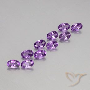 Shop natural 3.89ct Pourpre violacé moyen-foncé Améthyste gems, ovale, from Brésil at GemSelect. In stock, global shipping!