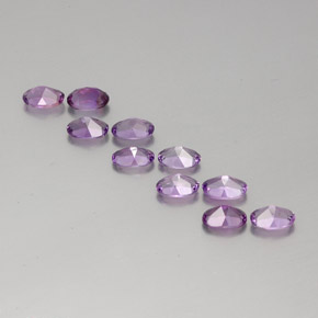 Achetez naturel 4.11ct Magenta profond Améthyste gems, Coupe ovale, En provenance Brésil chez GemSelect. En stock, livraison internationale!