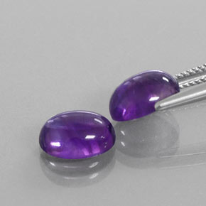 Achetez naturel 4.96ct Violet moyen-léger Améthyste gems, Coupe ovale, En provenance Brésil chez GemSelect. En stock, livraison internationale!
