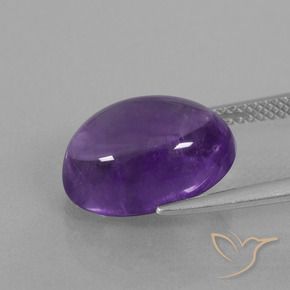 Améthyste Violet moyen naturelle ovale, 6.85 ct, Transparent