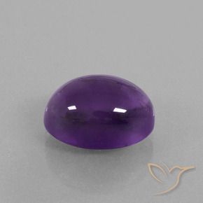 Améthyste Violet moyen naturelle ovale, 8.04 ct, Transparent