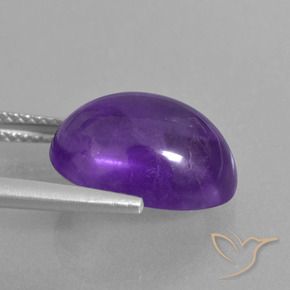 Améthyste Violet moyen-léger naturelle ovale, 6.23 ct, Transparent