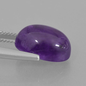 Améthyste Violet moyen naturelle Coupe ovale, 7.61 ct, Transparent