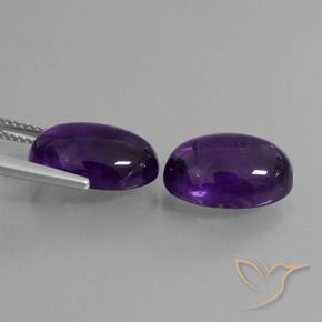 Shop natural 12.63ct Violet moyen Améthyste gems, ovale, from Brésil at GemSelect. In stock, global shipping!