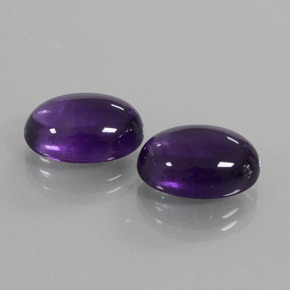 Achetez naturel 12.84ct Violet foncé Améthyste gems, Coupe ovale, En provenance Brésil chez GemSelect. En stock, livraison internationale!
