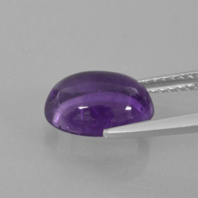Améthyste Violet moyen naturelle Coupe ovale, 2.75 ct, Transparent