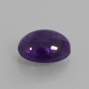 Améthyste violet foncé naturelle coupe ovale, 4,60 ct, transparent