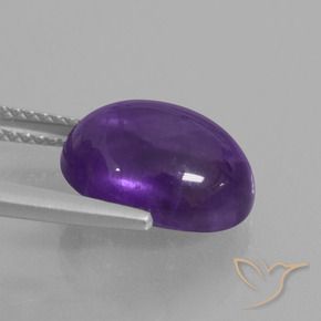 Améthyste Violet moyen naturelle ovale, 5.19 ct, Transparent