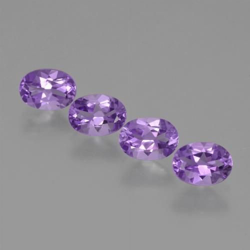 Achetez naturel 2.97ct Violet vif Améthyste gems, Coupe ovale, En provenance Brésil chez GemSelect. En stock, livraison internationale!