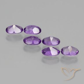 Shop natural 2.54ct Violet moyen Améthyste gems, ovale, from Brésil at GemSelect. In stock, global shipping!