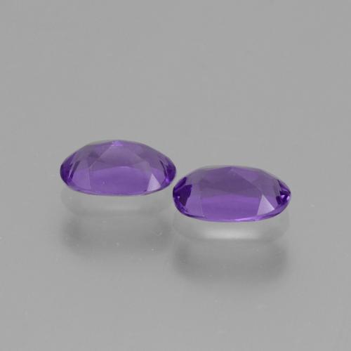 Achetez naturel 0.80ct Violet moyen Améthyste gems, Coupe ovale, En provenance Brésil chez GemSelect. En stock, livraison internationale!