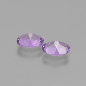 Achetez naturel 1.35ct Violet Rosâtre Améthyste gems, Coupe ovale, En provenance Brésil chez GemSelect. En stock, livraison internationale!