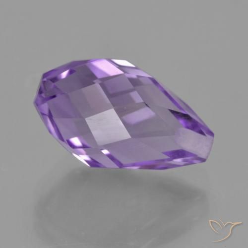 Améthyste Violet iris rosâtre naturelle Briolette, 4.23 ct, VS