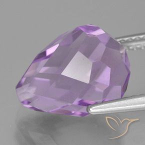 Améthyste Violet iris rosâtre naturelle Briolette, 6.36 ct, VS