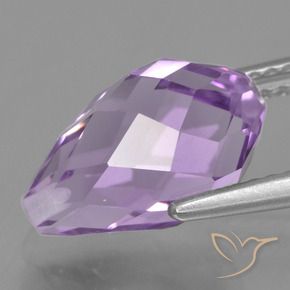 Améthyste Violet rosâtre moyen naturelle Briolette, 3.92 ct, VS