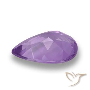 Améthyste Violet moyen naturelle En forme de poire, 3.30 ct, VVS