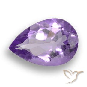Améthyste Violet moyen naturelle En forme de poire, 4.33 ct, VVS