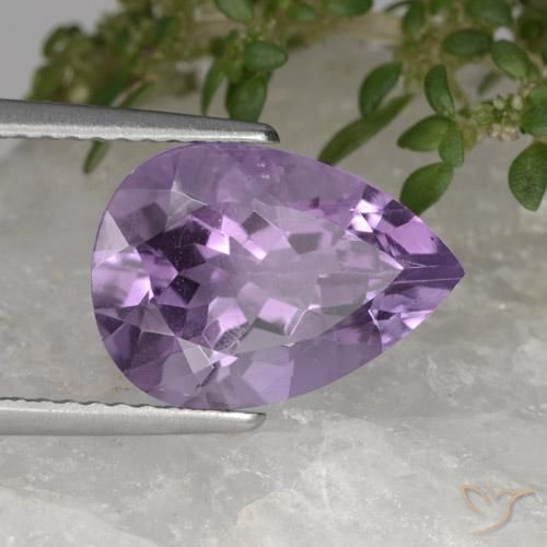 Améthyste Violet moyen naturelle En forme de poire, 3.43 ct, VS
