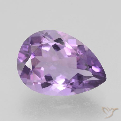 Améthyste Violet moyen naturelle En forme de poire, 4.65 ct, VVS