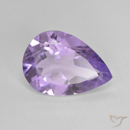 Améthyste Violet moyen naturelle En forme de poire, 4.03 ct, VVS
