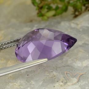 Améthyste Violet moyen naturelle En forme de poire, 6.79 ct, VVS-VS