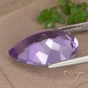 Améthyste Violet moyen naturelle En forme de poire, 6.64 ct, VVS-VS
