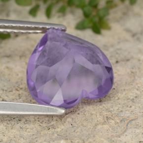 Améthyste Violet moyen naturelle Cœur, 2.76 ct, VS