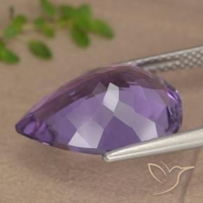 Améthyste Violet aubergine naturelle En forme de poire, 6.79 ct, VVS-VS