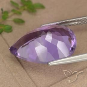 Améthyste Violet foncé naturelle En forme de poire, 6.75 ct, VVS-VS