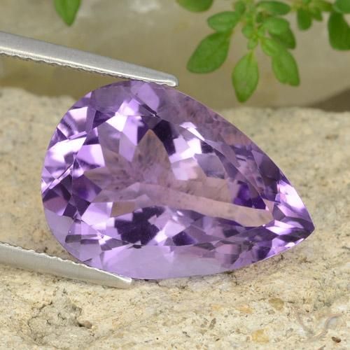 Améthyste Violet foncé naturelle En forme de poire, 9.43 ct, VVS-VS