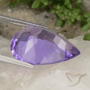 Améthyste Violet moyen naturelle En forme de poire, 8.52 ct, VVS-VS