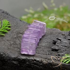 Shop natural 15.13ct Violet moyen Améthyste gems, Carré, from Brésil at GemSelect. In stock, global shipping!