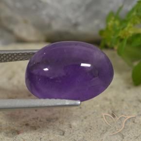 Améthyste Violet moyen naturelle ovale, 7.66 ct, Transparent