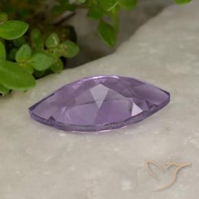 Améthyste Violet moyen naturelle Marquise, 1.53 ct, VS