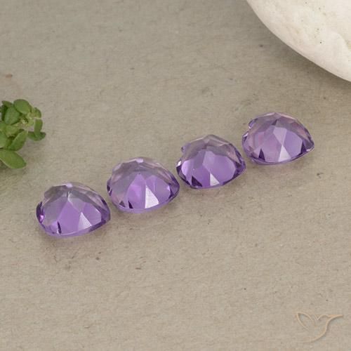 Shop natural 2.37ct Pourpre violacé moyen Améthyste gems, Cœur, from Brésil at GemSelect. In stock, global shipping!