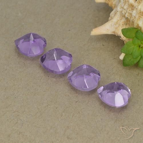 Shop natural 3.12ct Violet intense Améthyste gems, Cœur, from Brésil at GemSelect. In stock, global shipping!