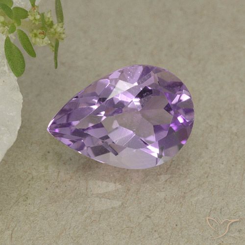 1.84ct Naturel Violet iris rosâtre Améthyste, En forme de poire, VVS-VS