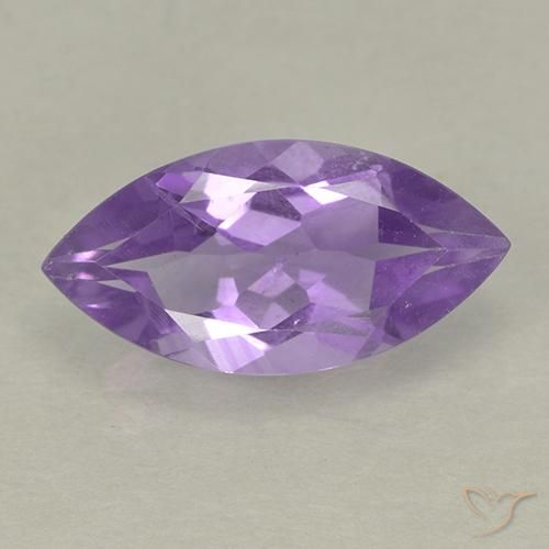 Améthyste violet moyen naturelle marquise, 1,75 ct, VS