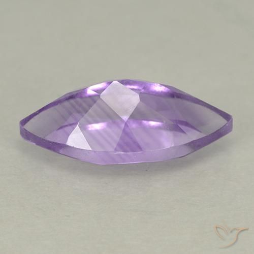 Améthyste violet moyen naturelle marquise, 1,75 ct, VS