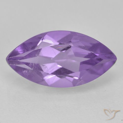 Améthyste Violet moyen naturelle Marquise, 1.56 ct, VS