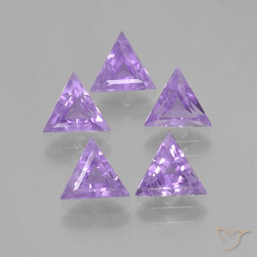 Achetez naturel 2.91ct Violet moyen Améthyste gems, Trillion, En provenance Brésil chez GemSelect. En stock, livraison internationale!