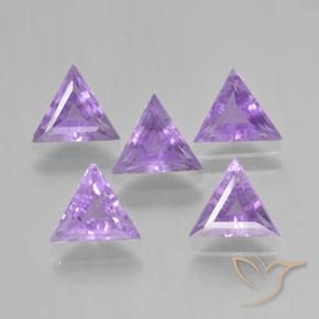 Shop natural 2.77ct Violet moyen Améthyste gems, Trillion, from Brésil at GemSelect. In stock, global shipping!