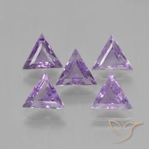 Shop natural 2.99ct Violet moyen Améthyste gems, Trillion, from Brésil at GemSelect. In stock, global shipping!
