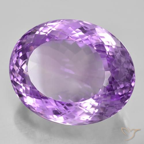 Améthyste Pourpre violacé moyen naturelle ovale, 44.51 ct, VVS
